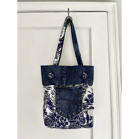 Handmade Denim Hobo Tote Arty Quilt Double faced VERY Chic - Picture 1 of 8